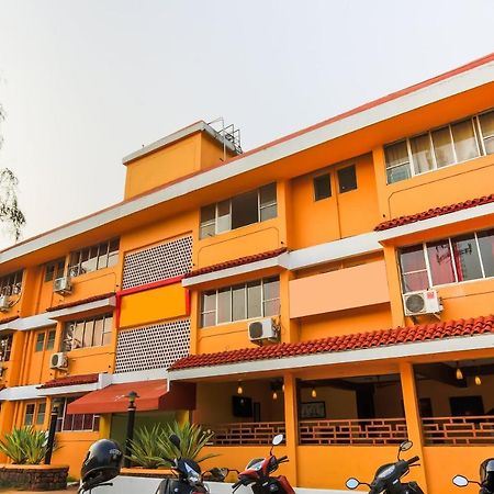 Oyo 18794 Hotel Colva Plaza المظهر الخارجي الصورة